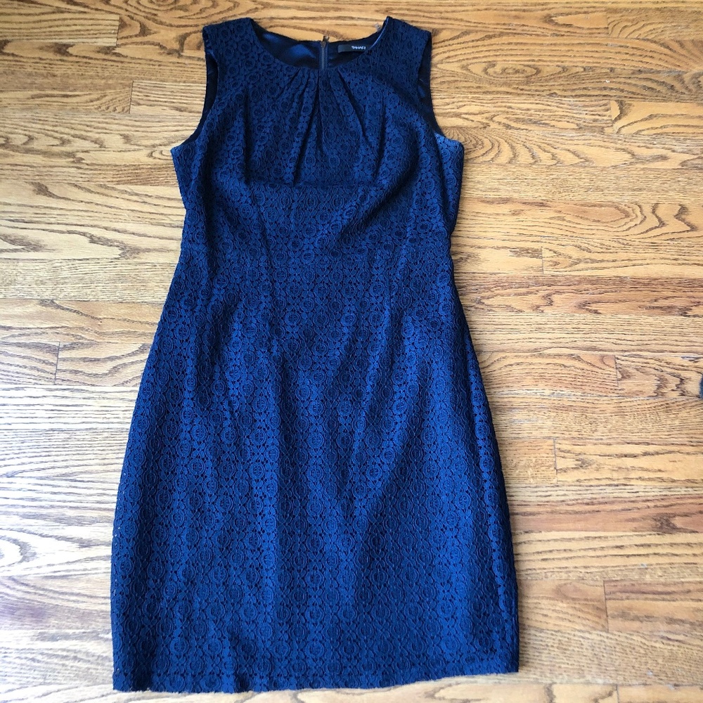 Tahari navy eyelet dress. size 6